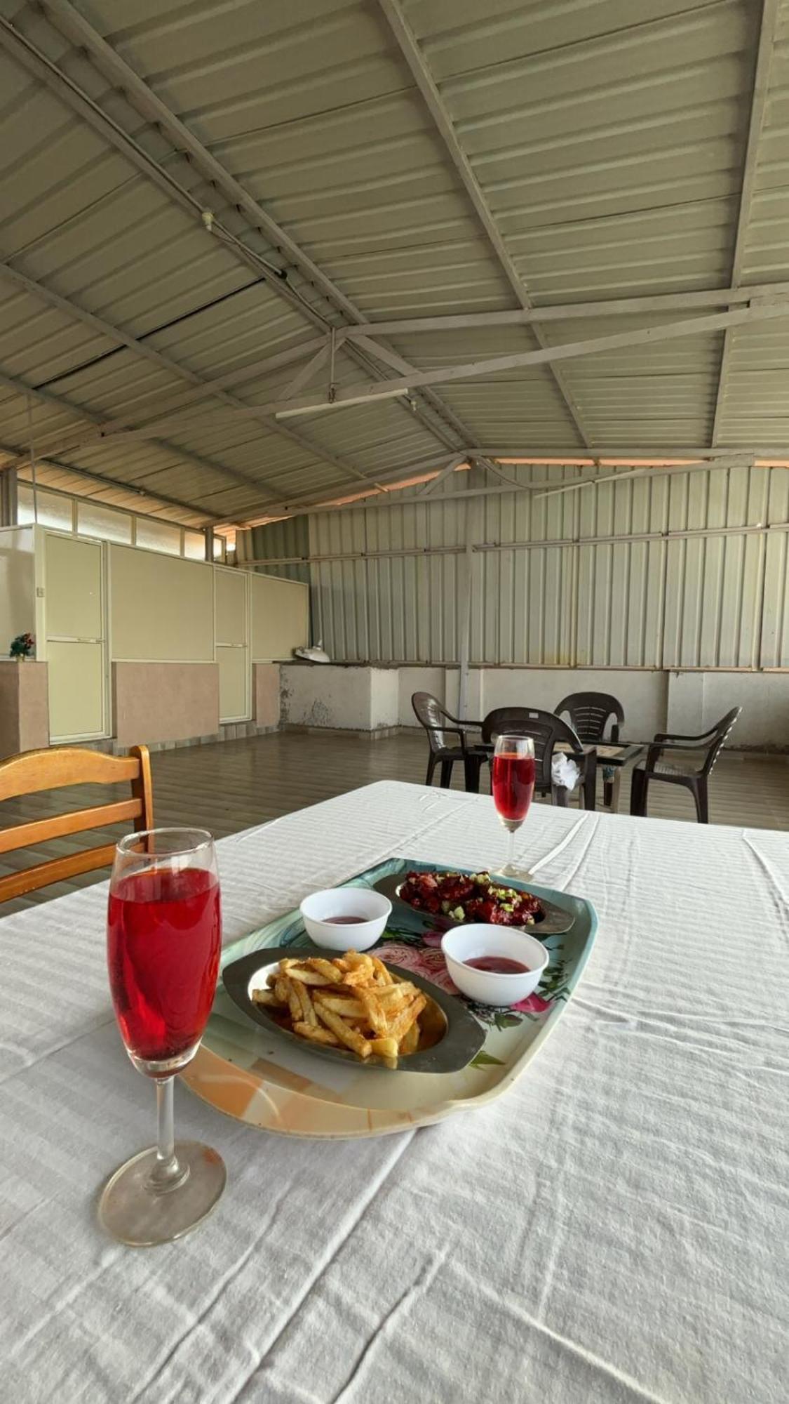 Hotel Oneness Mahableshwar Mahābaleshwar Esterno foto